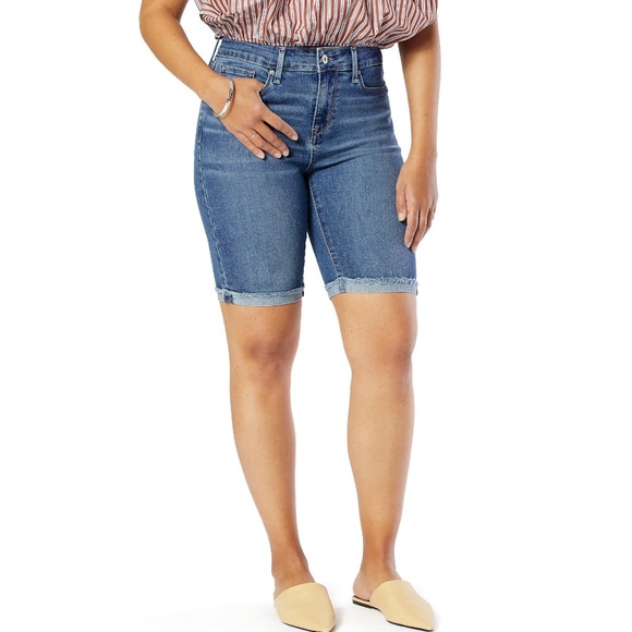 Signature by Levi Strauss & Co. Women's Bermuda Shorts - Picture 1 of 3